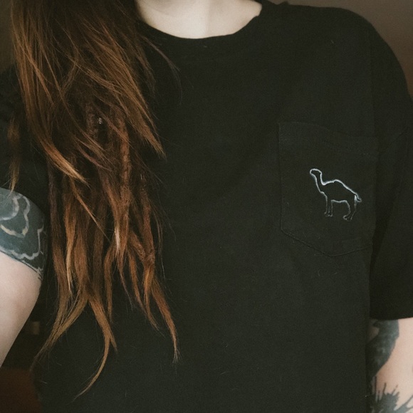 Tops - Vintage Cropped camel pocket T-shirt